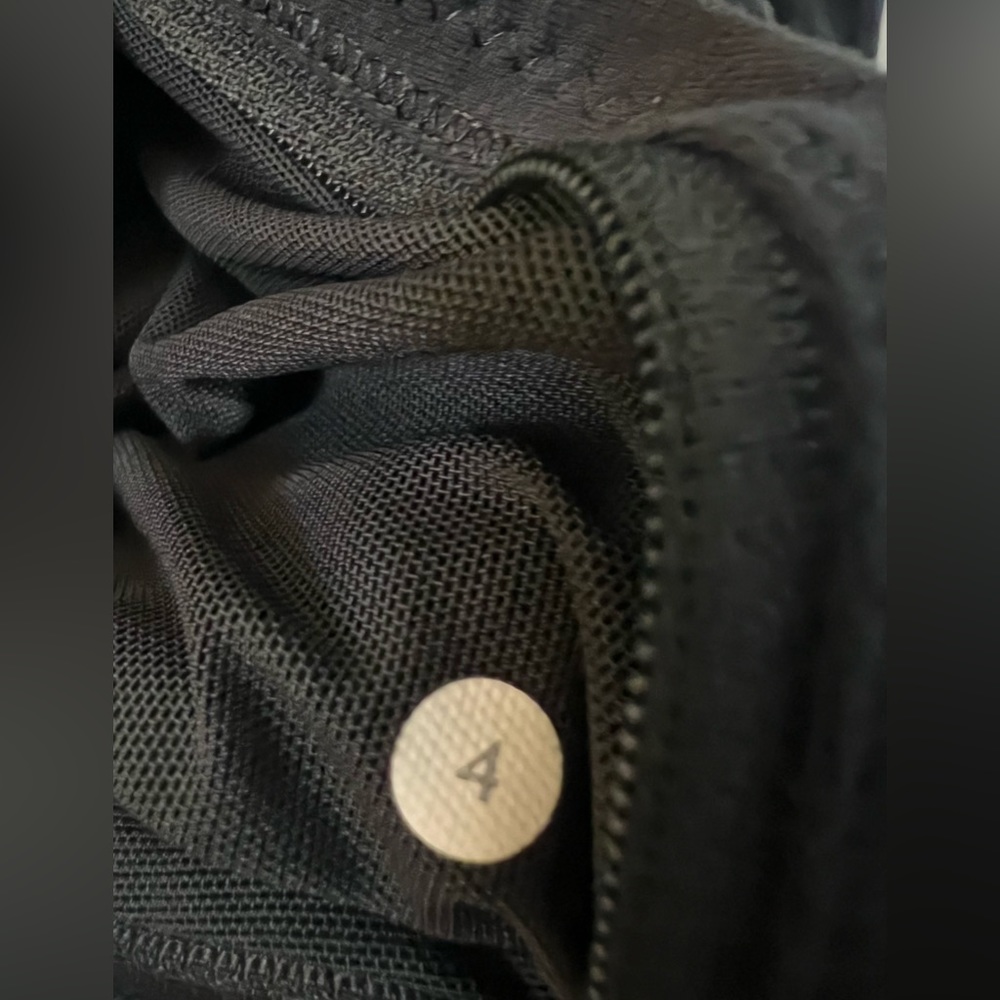 lululemon athletica Black Jacket - Picture 4 of 4
